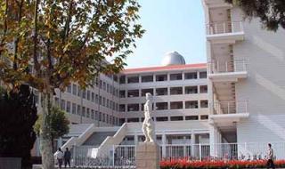 盐城市第一中学 盐城市第一中学